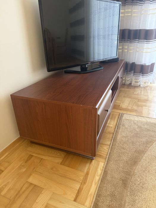 Szafka pod telewizor