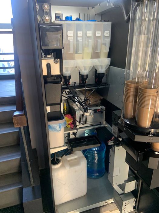 Продам кав’ярню самообслуговування jettino jl300