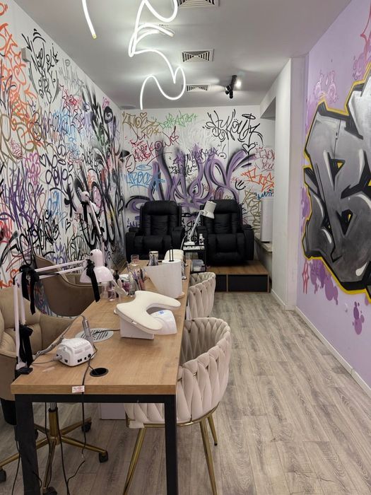 Sprzedam salon kosmetyczny i barbershop w centrum Warszawy