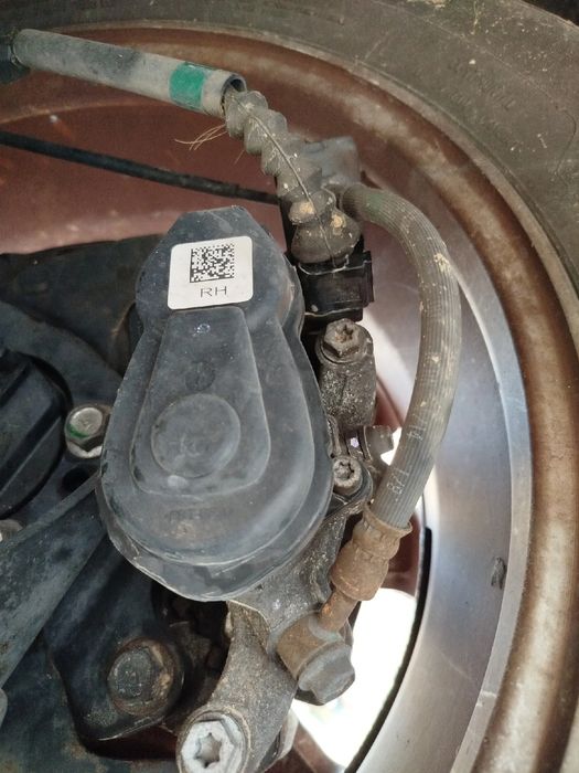 Pinça travão / maxila de travão trás direita NISSAN Qashqai II (J11)
