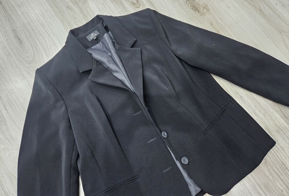 Czarny klasyczny prosty żakiet marynarka Nicole 42 L-xl