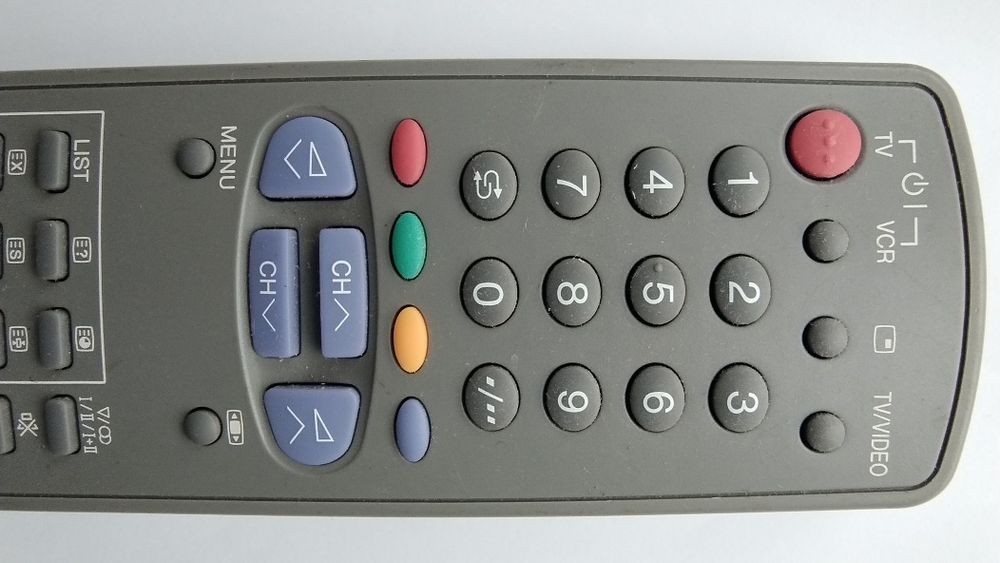 Pilot SHARP TV/VCR/TEXT Remote Control