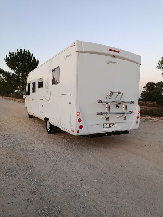 Autocaravana integral cama central