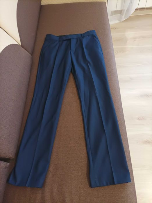 Garnitur młodzieżowy