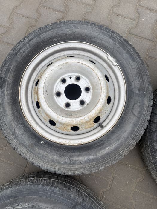 Felga koło opona Iveco Daily 06-24rok model S Pirelli 215/65r16c