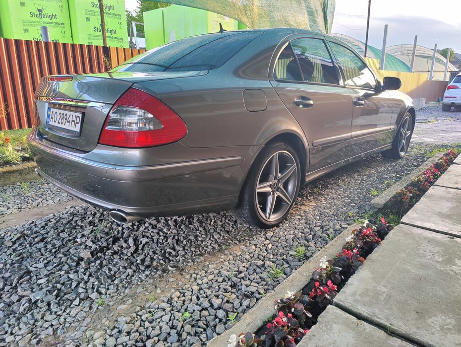 Авто мерседес w 211