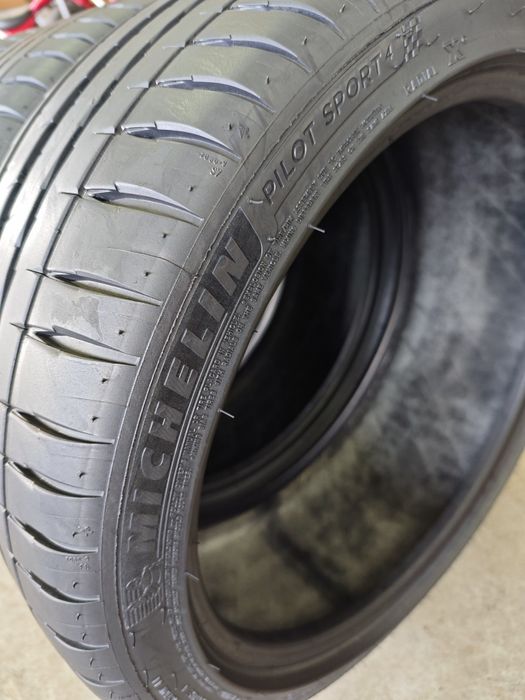 225/40R18 Michelin