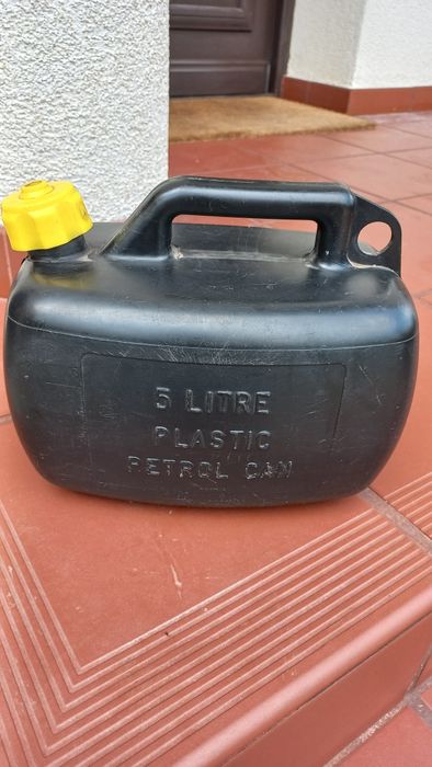 Kanister plastikowy 5 litrów