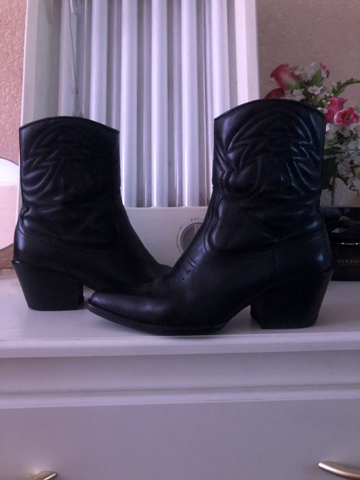 Ботинки казаки Bronx с натуральной кожи