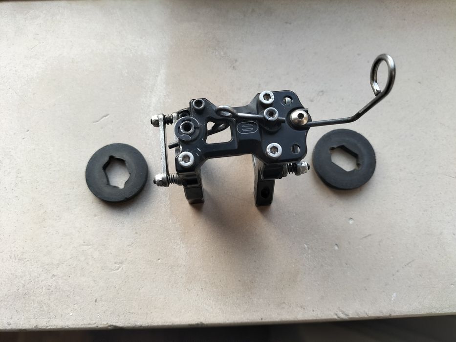 Travagem losi em alumínio CNC . Kyosho hpi Mugen xray Spectrum carson