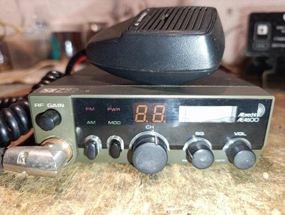 Продам рацію СВ СІ-БІ Albrecht AE 4600