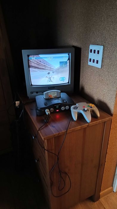 N64 Nintendo 64 BOX kompletny super stan!