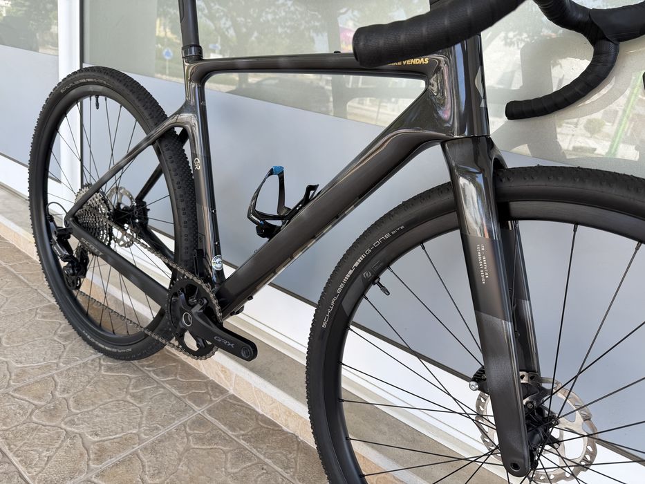 Bicicleta de Gravel Scott - Impecavel - Carbono