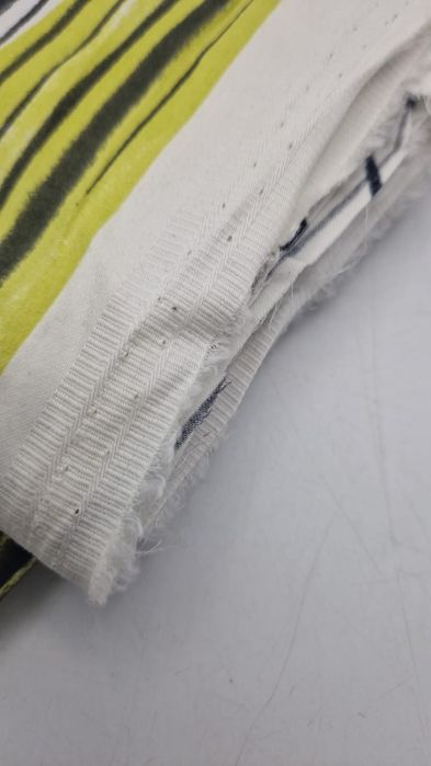 Tkanina z elastanem kupon 0,95 m.x 105 cm.