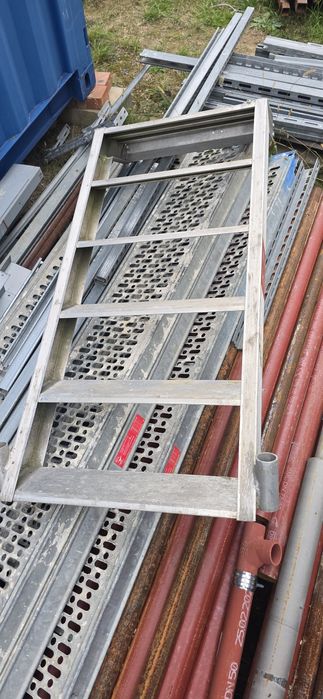 Schody aluminiowe systemowe