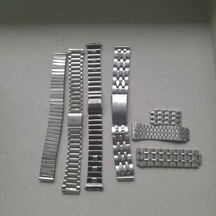 Stare zegarki.  Bransoletki.