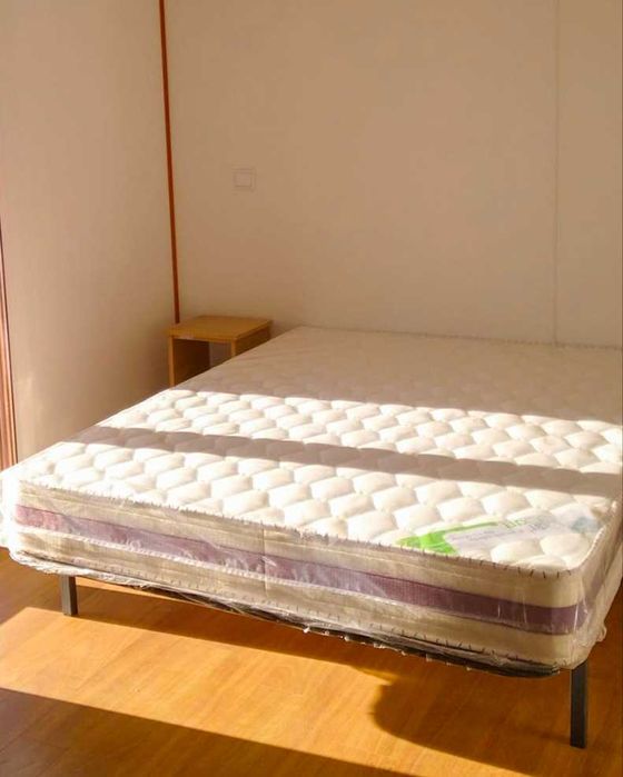 Colchão 100% Novo (Ainda com Plástico) + Estrado OFERTA