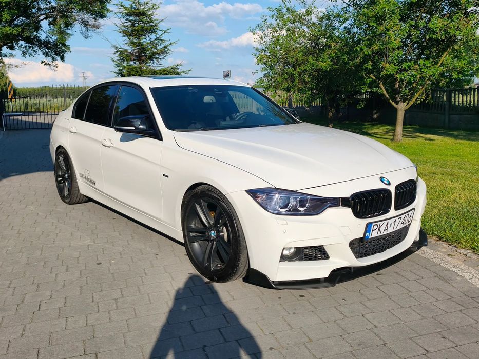 BMW Seria 3 F30 M-pakiet, szyberdach, czarny sufit, Alu18 , CarPlay, Obniżona,