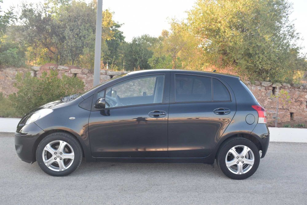 Toyota Yaris 1.33 VVT-i Active