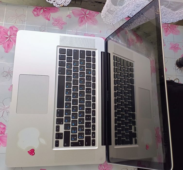 MacBook pro A1286 на запчастини