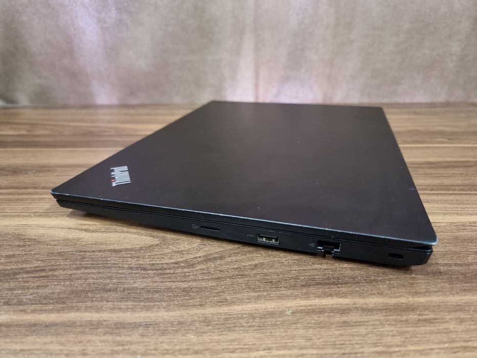 Lenovo ThinkPad E490 i3-8145u / 0gb RAM / 0gb SSD