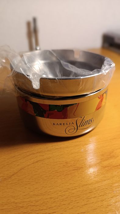 Cinzeiro Karelia Slims