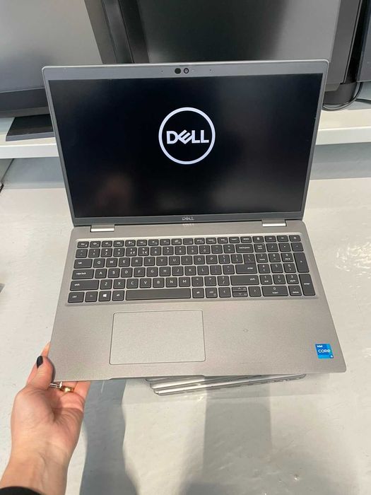 Dell 5520 • 15.6" FHD • i5-1135G7 • Б/В ноутбук є 20 шт для навчання