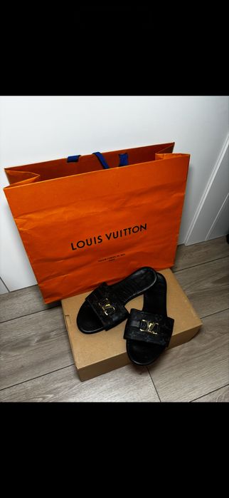 Eleganckie klapki damskie lv