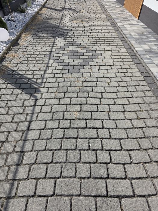 Sprzedam używaną kostkę brukową