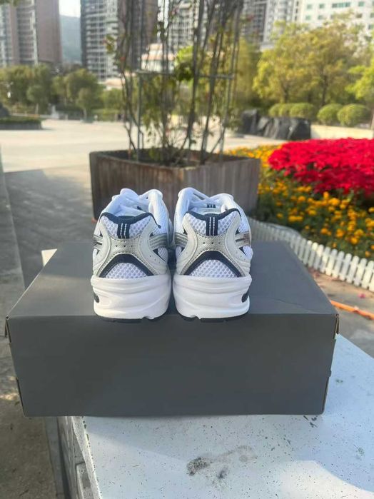 New Balance 530 White Silver Navy  Rozmiar 42