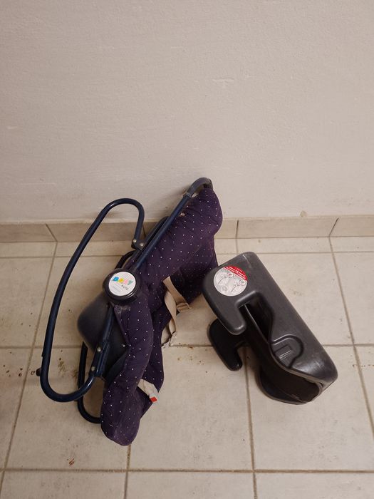 Cadeira e acento de bebe