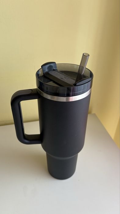 Copo Térmico Stanley Quencher H2.0 FlowState Tumbler 1.18L Preto