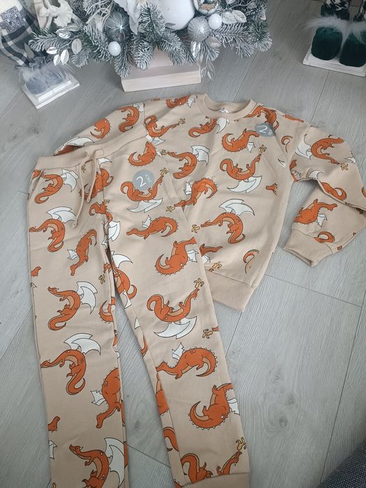 Костюм Sinsay новий  для хлопчика, 134