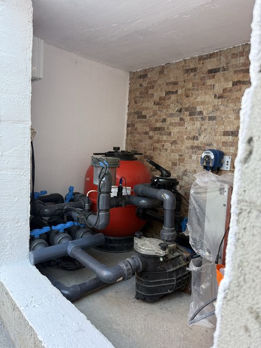 Construçao e reablitačaõ de piscna canalizaçao e casas de makina