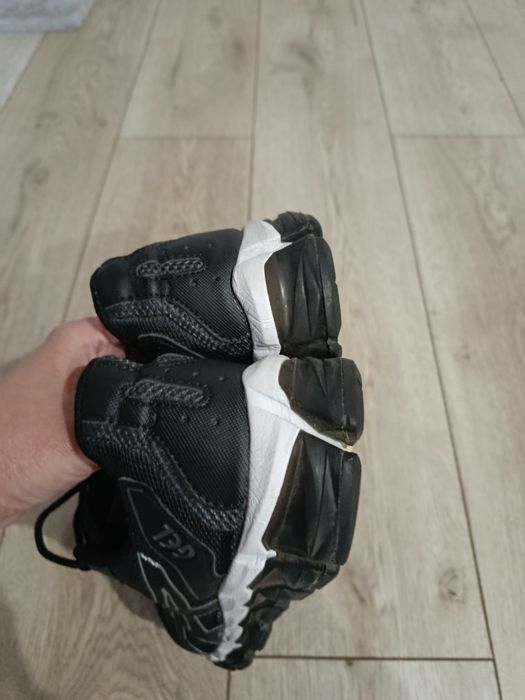 Кросівки чоловіччі Asics Gel Quantum 360 6 /розмір 41.5