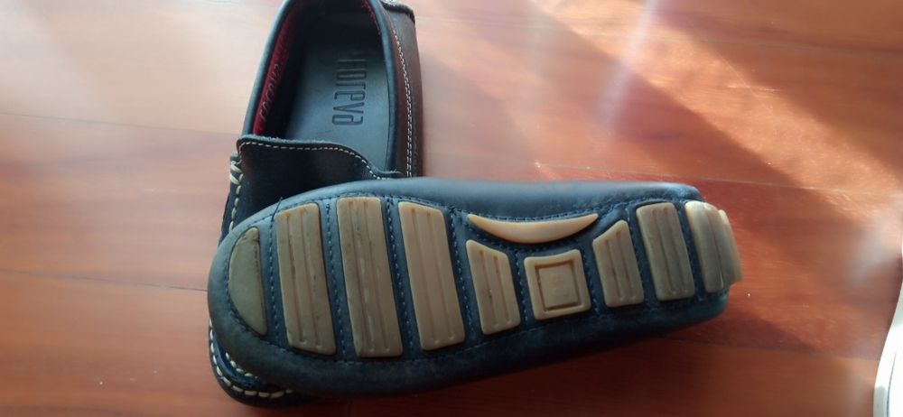 Sapatos vela 28 e 30