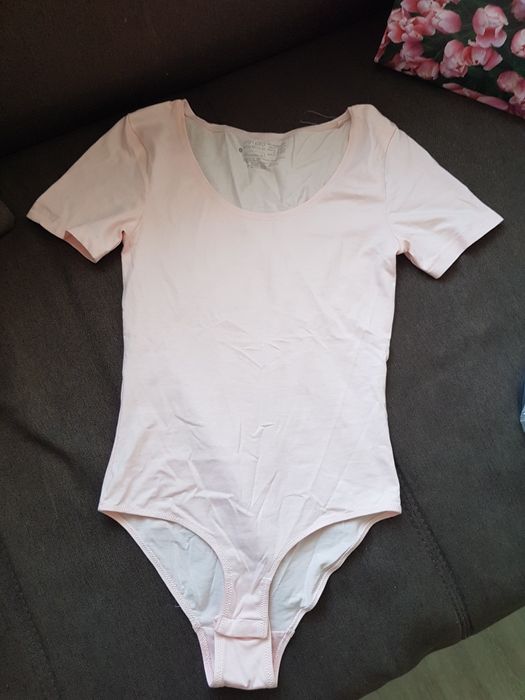 Body jasny róż / pudrowy  r.S Nowe