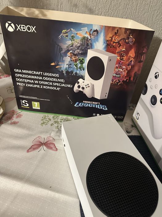 Xbox Series S  z padem