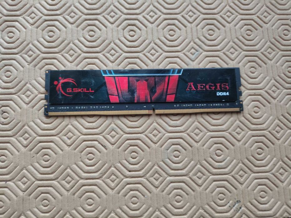 Ram 8Gb DDR4 2400 Aegis GSKILL