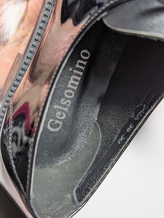 Туфлі з натуральної шкіри