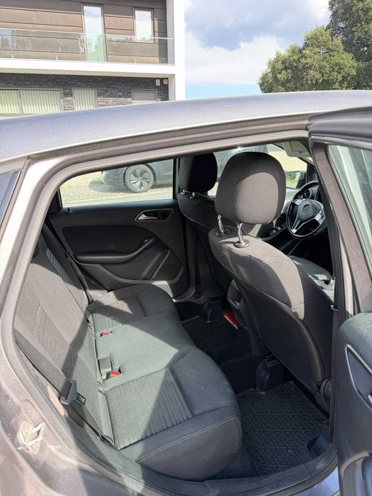 Mercedes-Benz B 180 CDi BlueEfficiency
