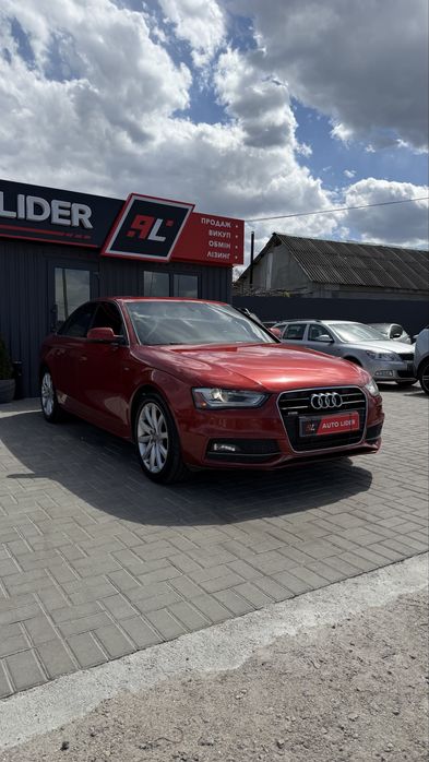 Audi Ауді A4 В8 FL S-line 2014р 2,0 бенз 8АКПП ОБСЛУГОВАНА