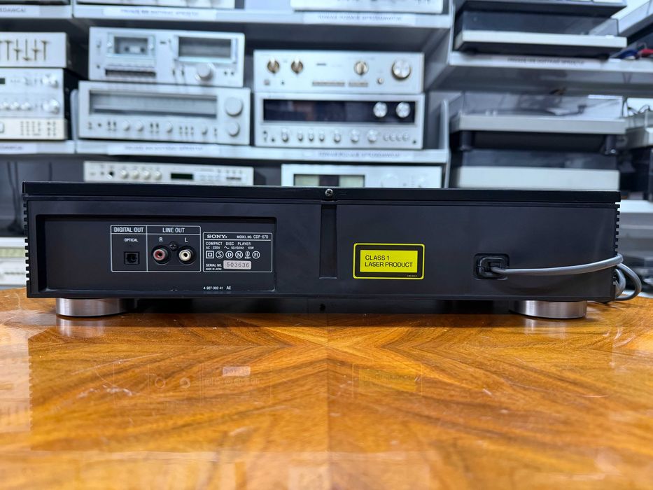 Odtwarzacz płyt CD Sony CDP-670 Audio Room