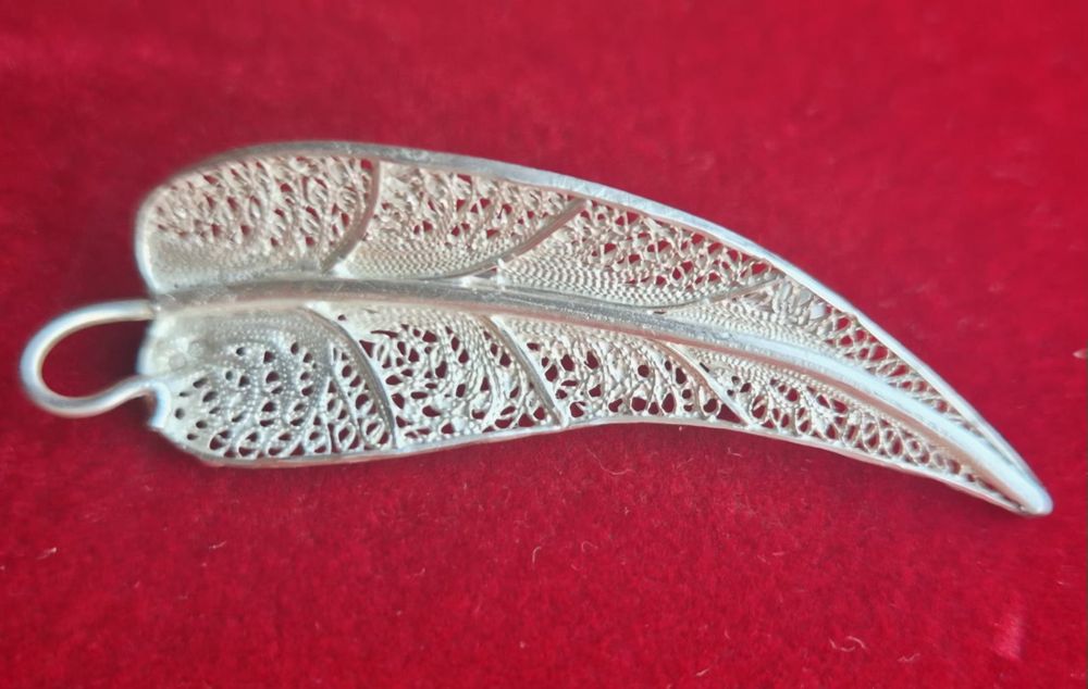 Pregadeira filigrana prata