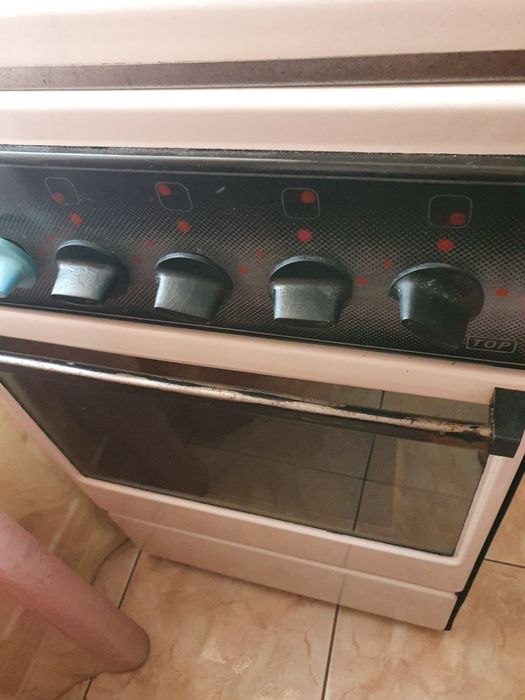 Продам газову плиту