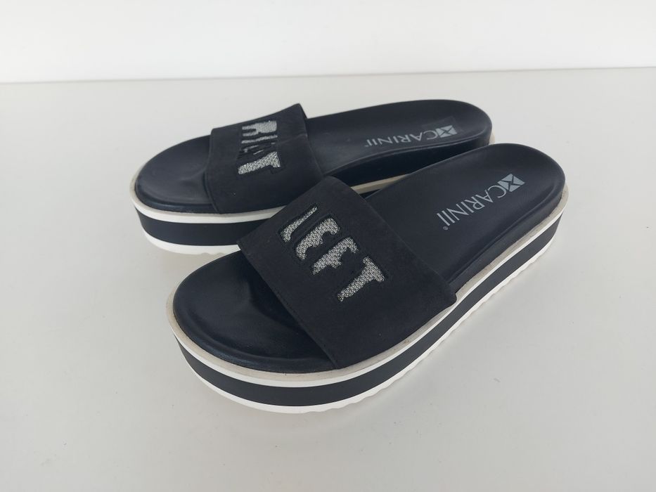 Buty damskie klapki skórzane Carinii w rozmiarze 38