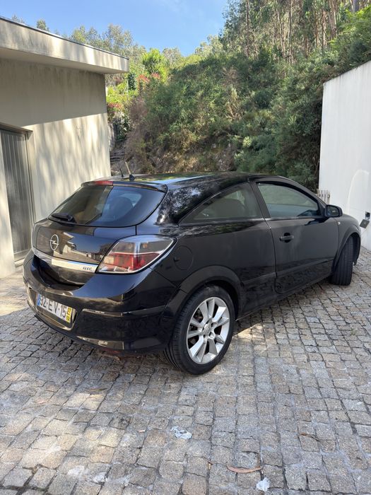 Astra Gtc 1.9 150cvs 5 lugares Nacional 237.000kms