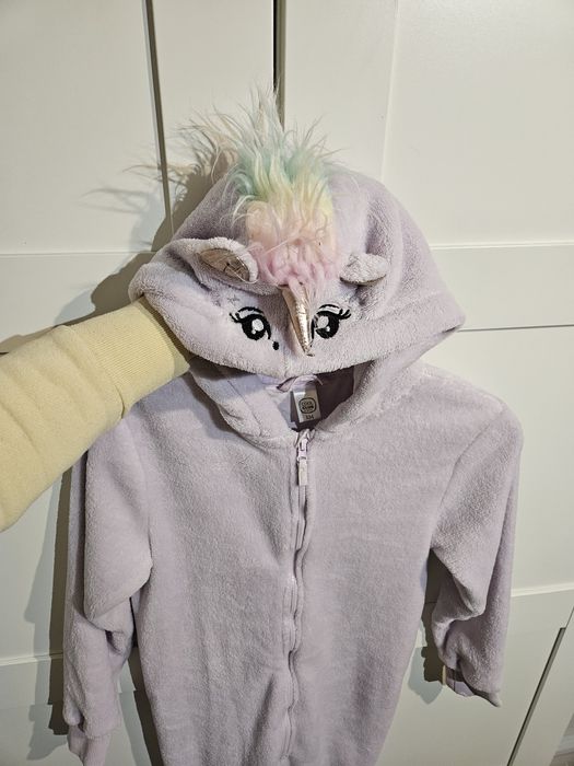 Kombinezon jednorozec r.134 przebranie piżama