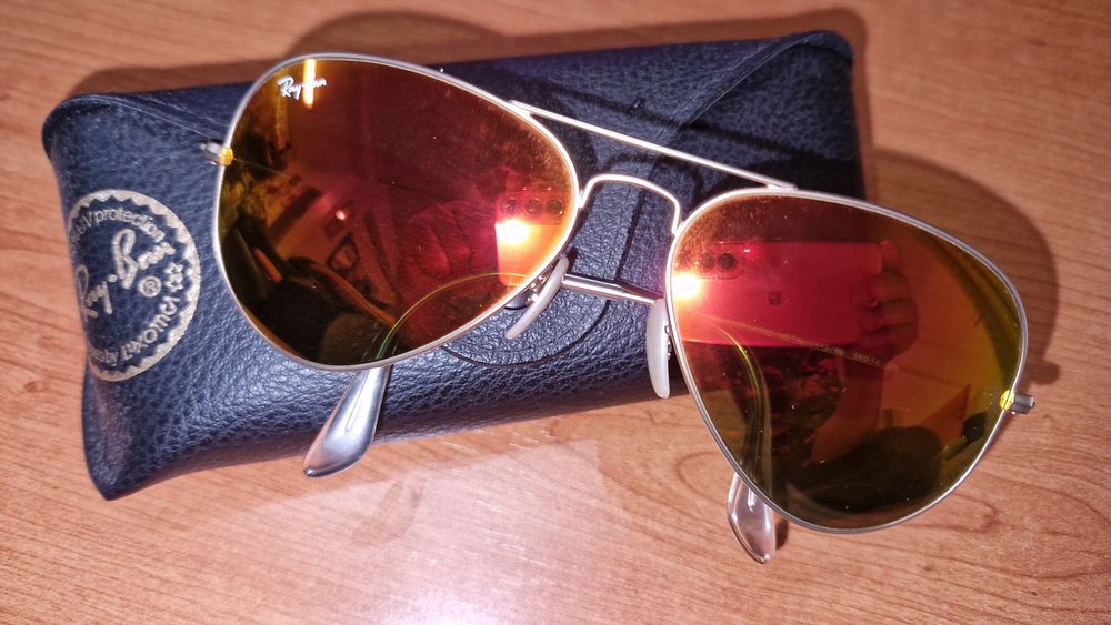 Oculos de Sol de Senhora  .Marcs Ray Ban novos