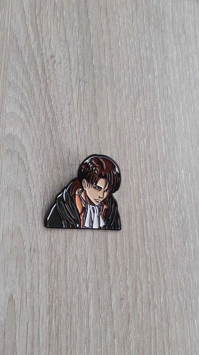 Pin Levi Ackerman Attack on titan novo